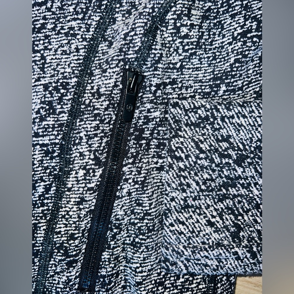 Rare Lululemon Define Jacket Black and White Starlight - Size 6 - Picture 14 of 16
